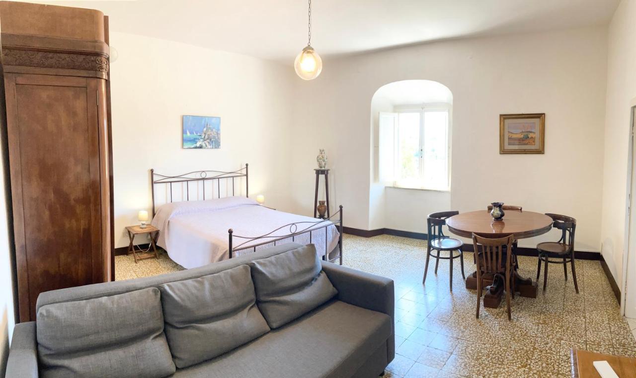San Cerbone Apartment Porto Azzurro Ngoại thất bức ảnh